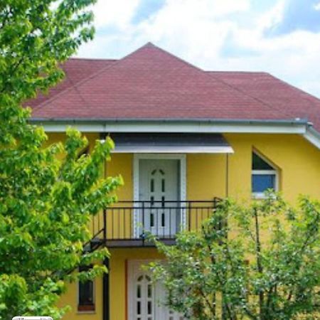 Casa Liana Hotel Oradea Luaran gambar