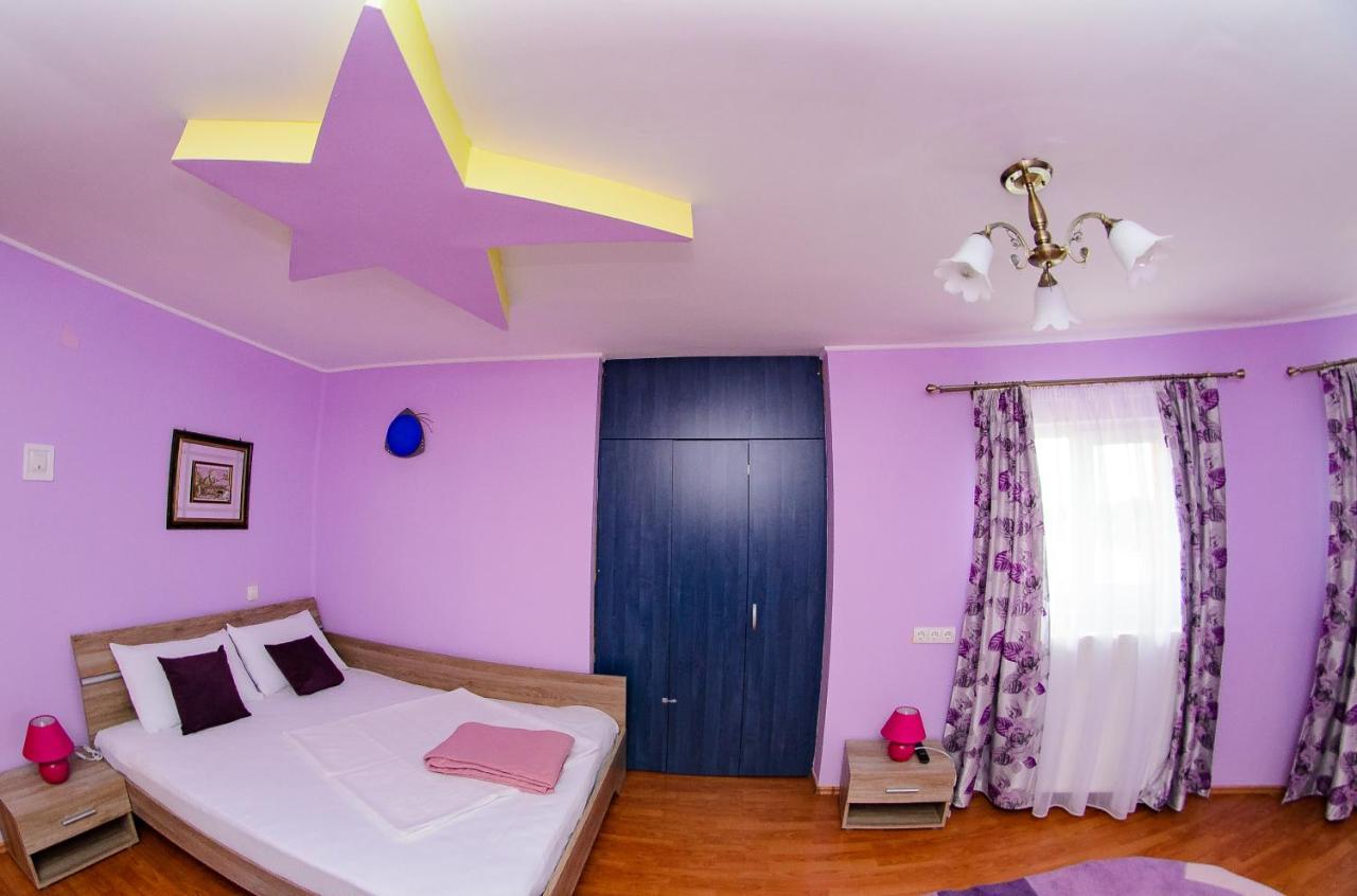 Casa Liana Hotel Oradea Luaran gambar