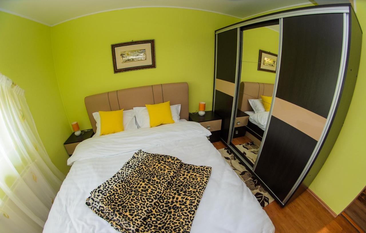 Casa Liana Hotel Oradea Luaran gambar